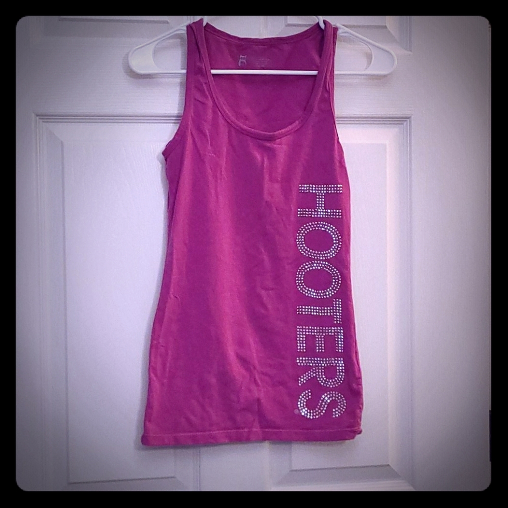 Hooters tank top Pink size L 💓